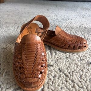 WOMENS LEATHER SLIDE ON HUARACHE MEXICAN SANDALS US 9